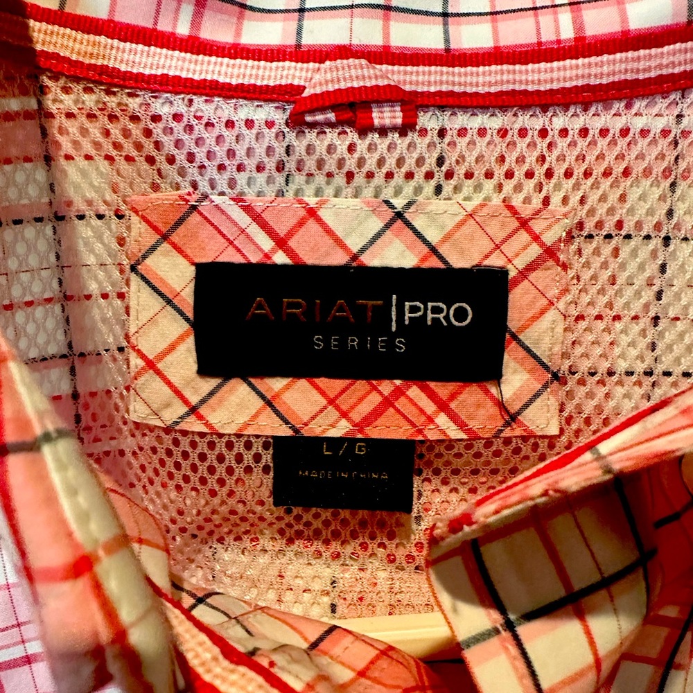 Ariat Button Down Cowboy Shirt (Large)